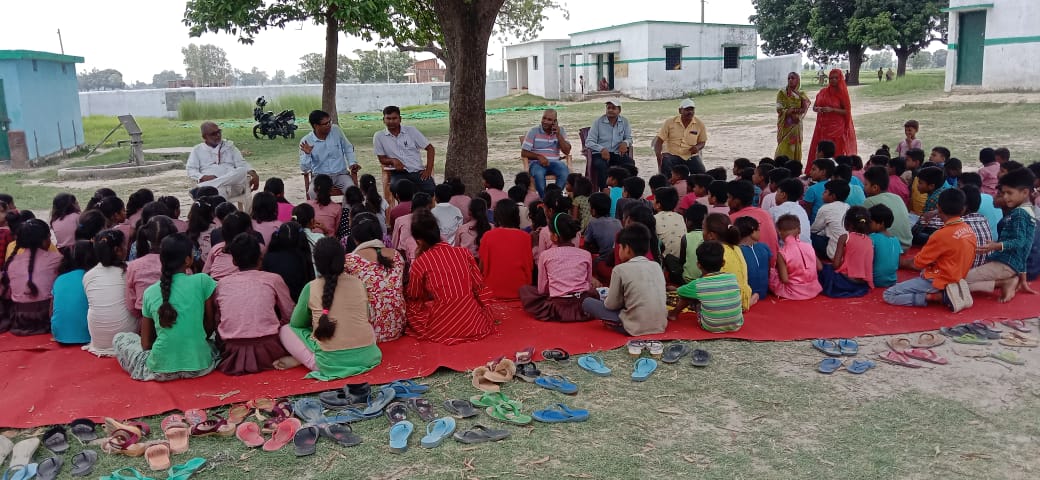 देवरिया में समस्त तहसीलों में खाद्य सुरक्षा अधिकारियों द्वारा मध्यान्ह भोजन का किया गया निरीक्षण