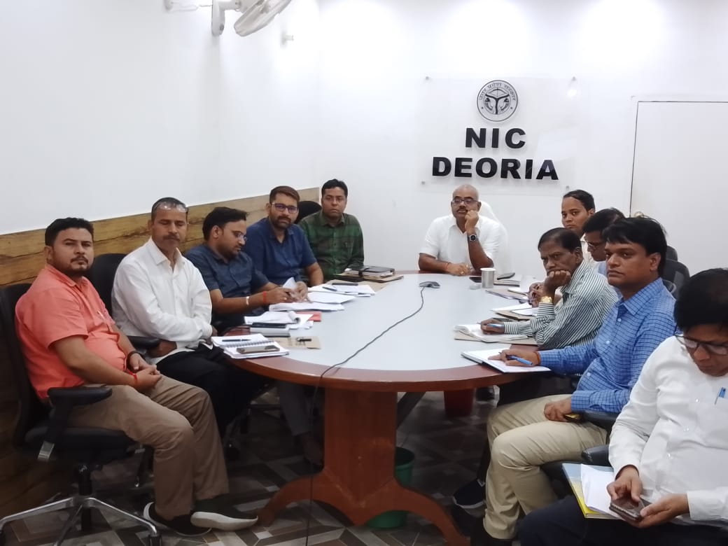 deoria news आधार एकत्रीकरण के स्वैच्छिक अभियान में देवरिया प्रदेश में दूसरे स्थान पर