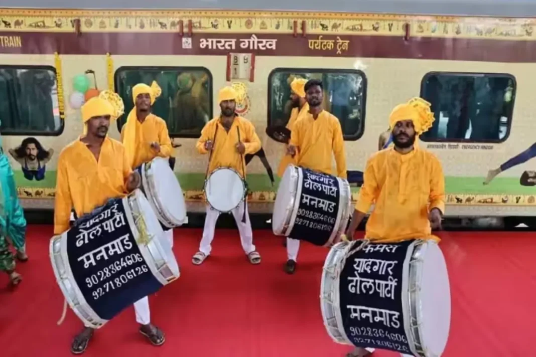 गोरखपुर से चलेगी ”भारत गौरव पर्यटक ट्रेन”: देश के 7 ज्योतिर्लिंगों के दर्शन कराएगा IRCTC